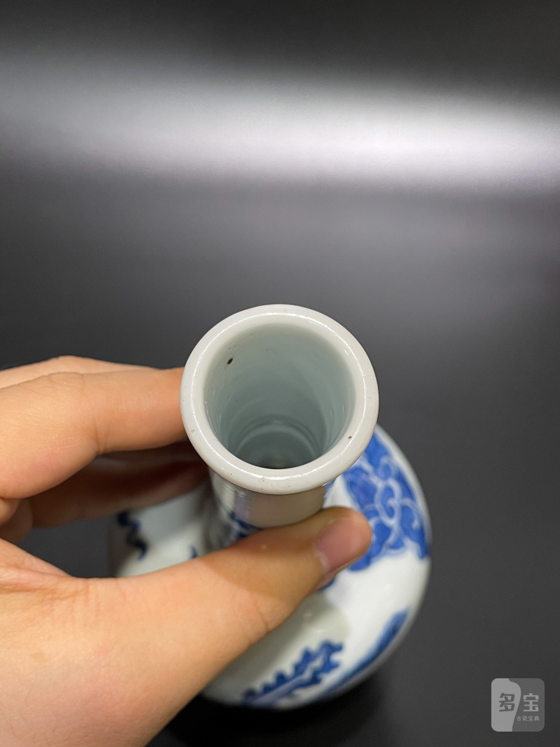 清康熙 青花凤纹长颈瓶 - 图10